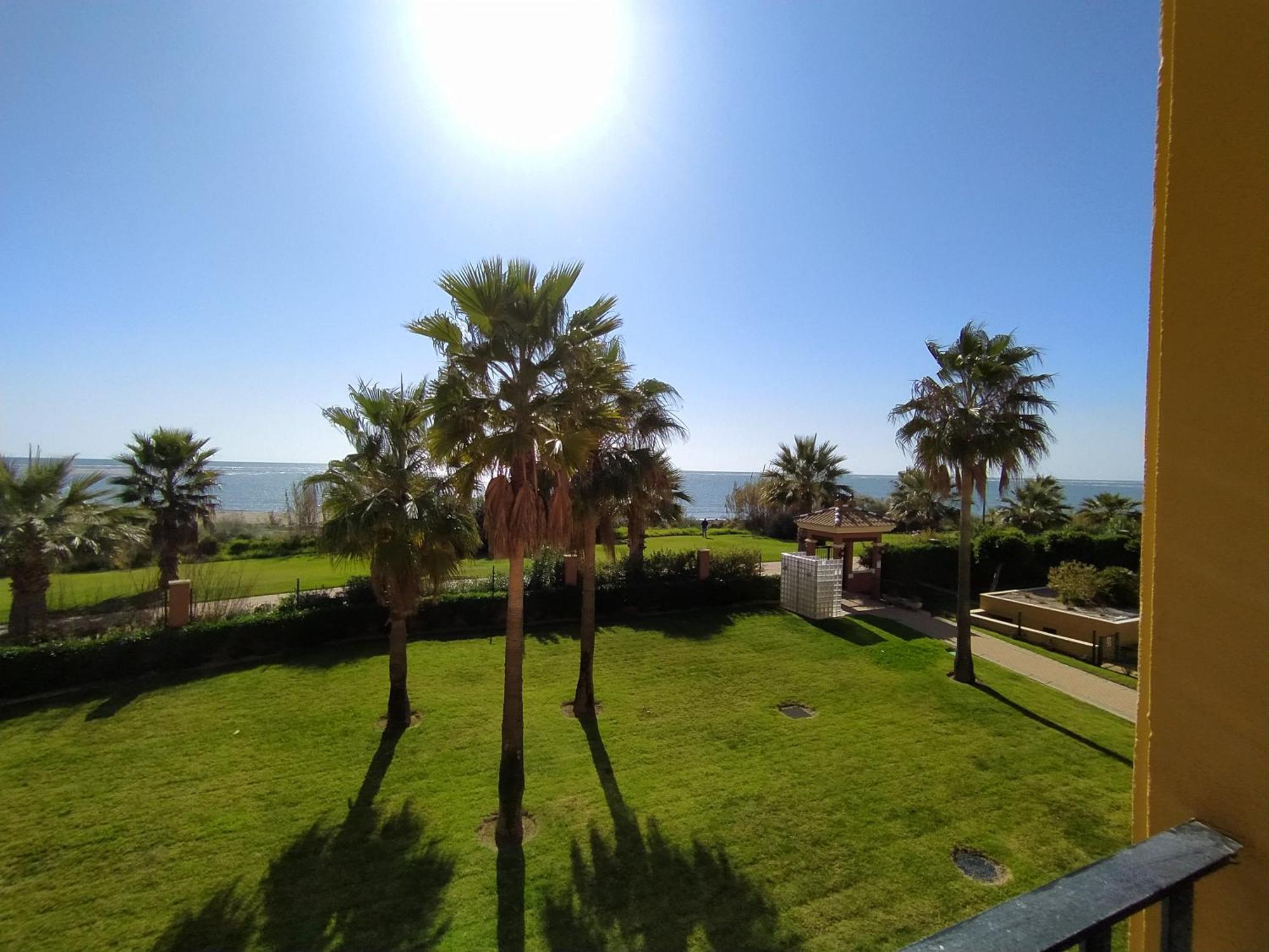Apartamento Premium Los Cisnes Isla Canela Bagian luar foto
